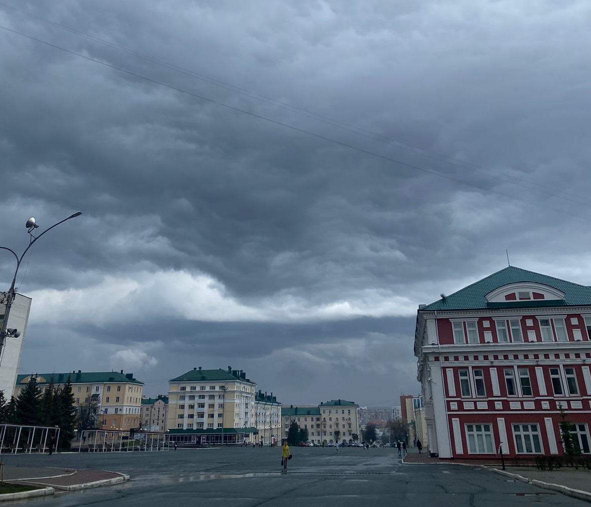 В Саранске на 22 апреля объявлено оперативное предупреждение - гроза |  21.04.2024 | Саранск - БезФормата